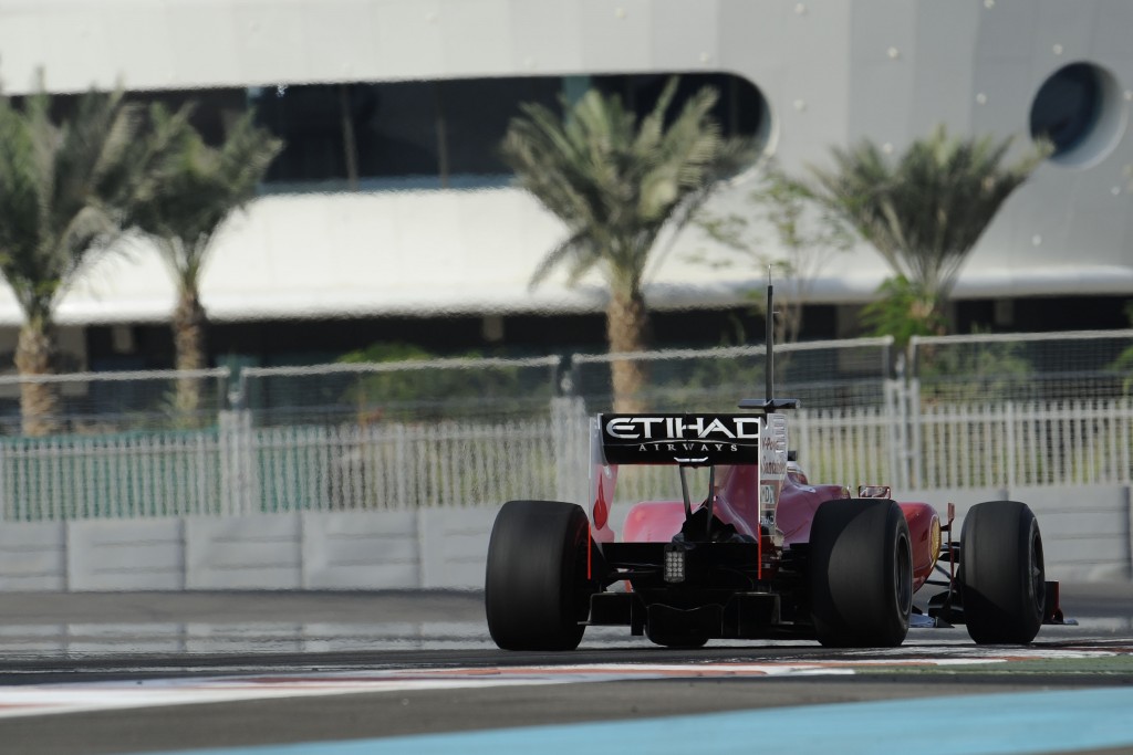 TEST ABU DHABI F1_2010