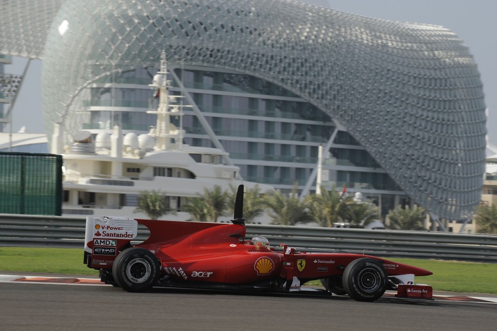 TEST ABU DHABI F1_2010