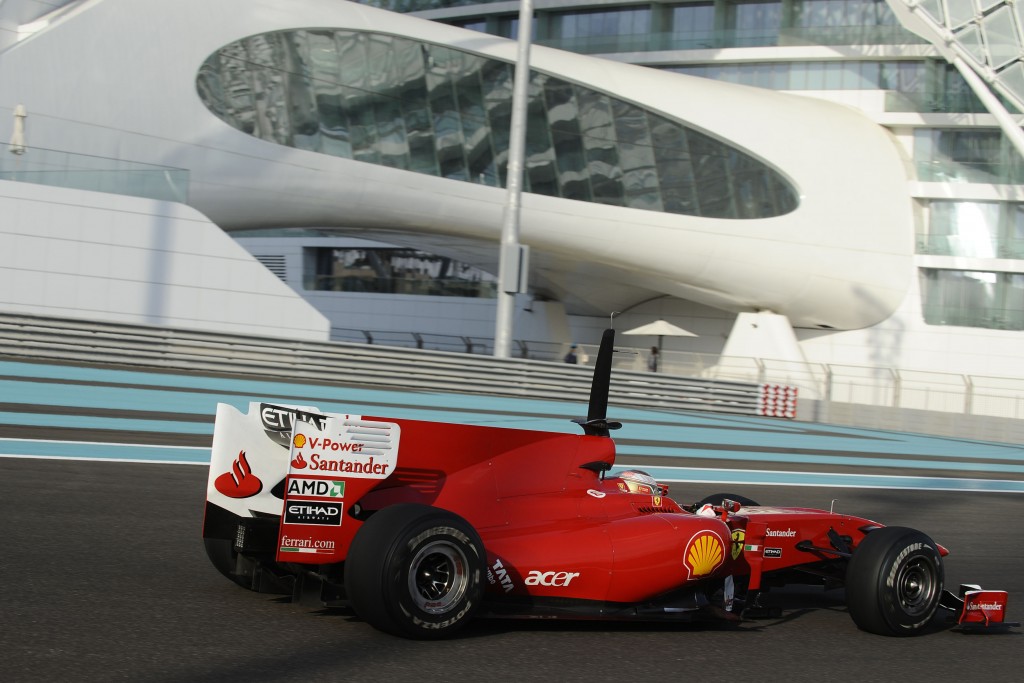 TEST ABU DHABI F1_2010